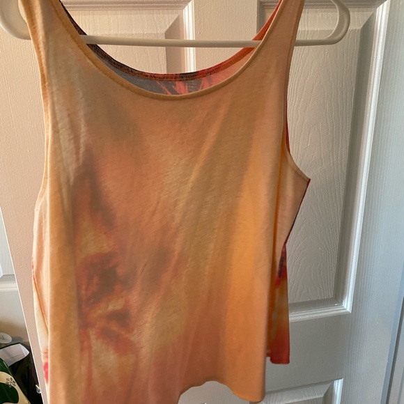 Aloha Tank - Picture 2 of 2